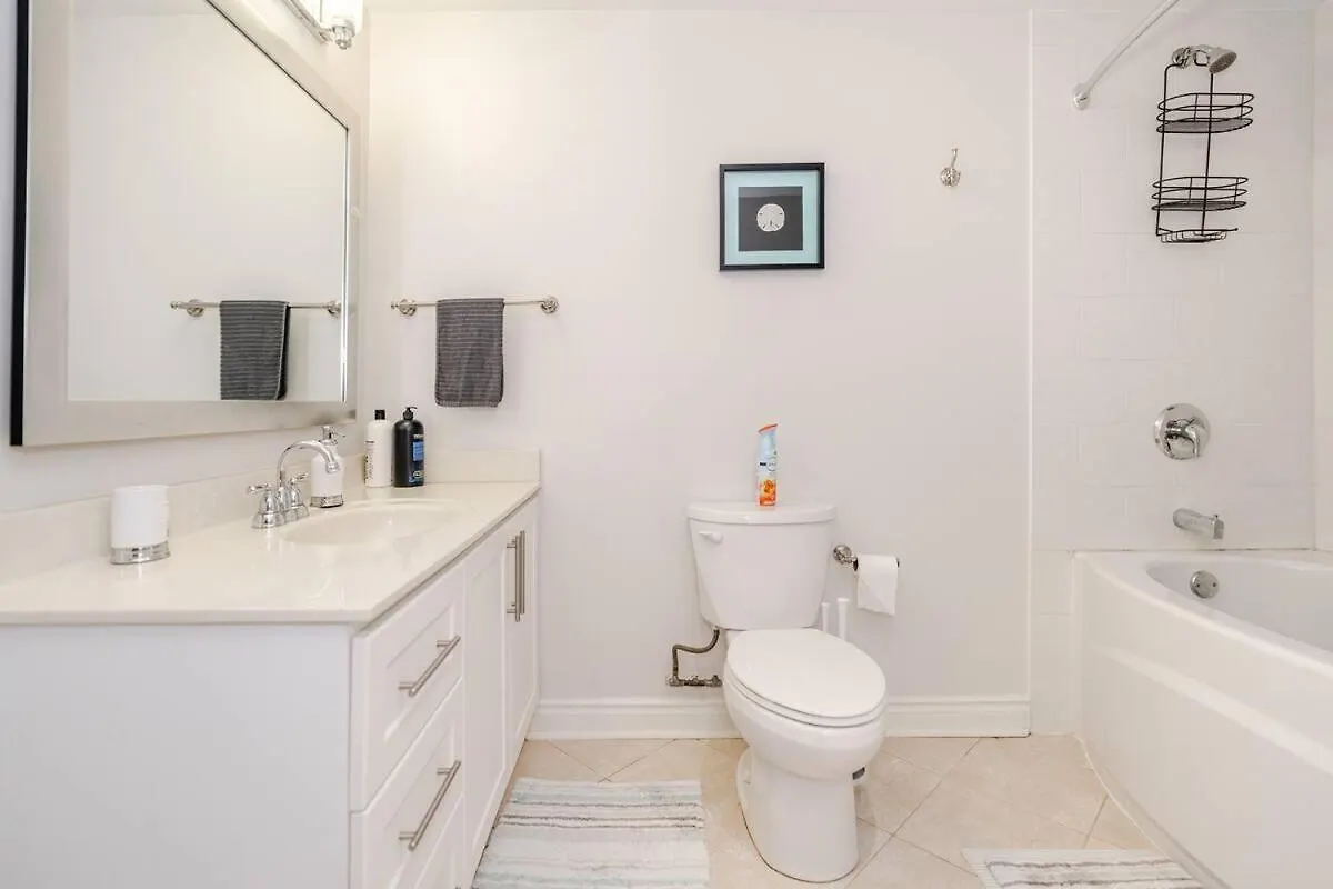 Apartment 2 Bedroom Apartment-2 Free Parking -14 Min To Pearson Airport Mississauga