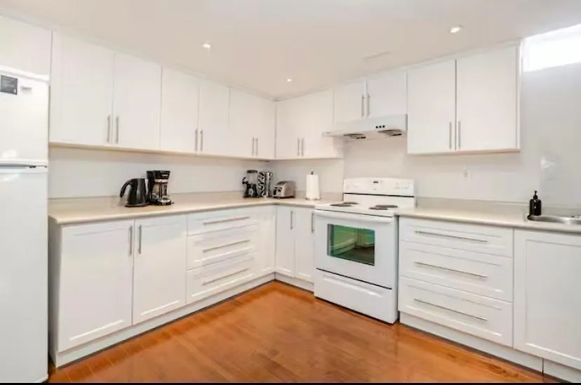 Apartment 2 Bedroom Apartment-2 Free Parking -14 Min To Pearson Airport Mississauga
